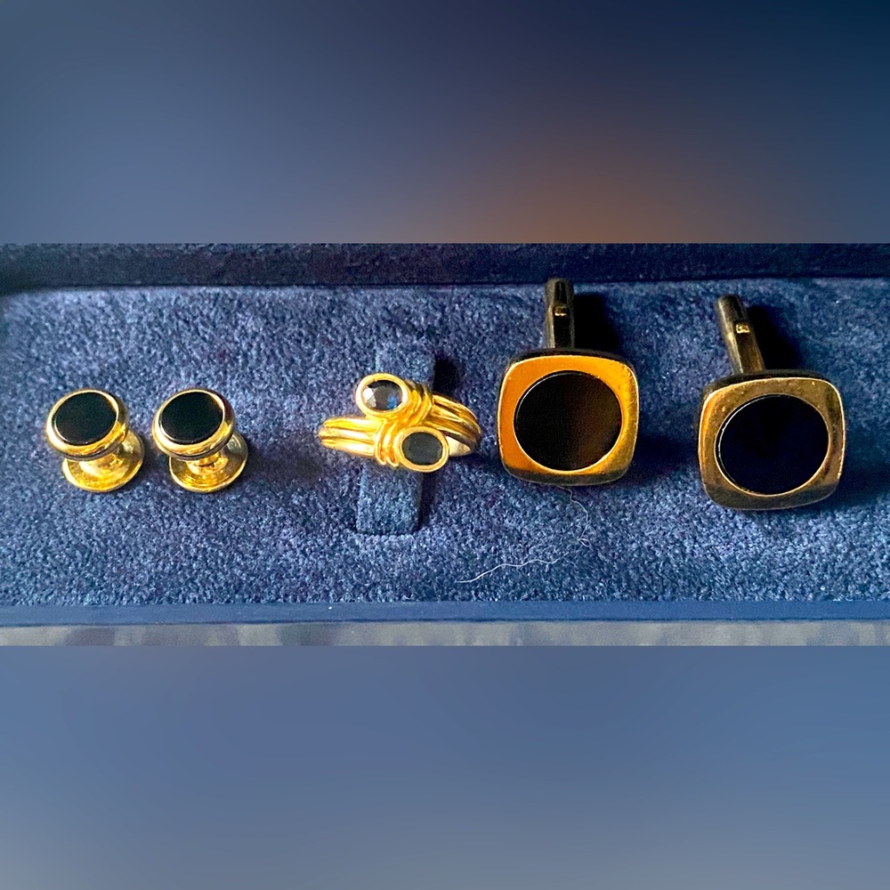 14kt Gold and Black Onyx Ring and matching Cufflinks